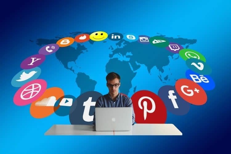 what is the fundamental purpose of sentiment analysis on social media